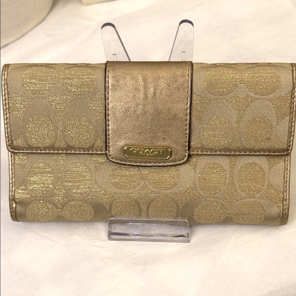 Coach Vintage Gold Long Wallet — NWT - Picture 1 of 9